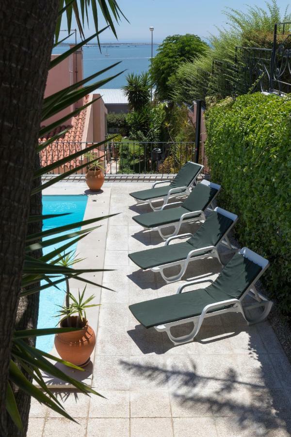 Apartamento com Piscina Cruz Quebrada Bagian luar foto